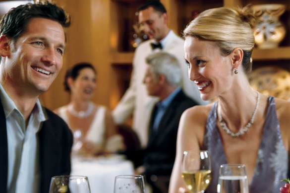 Paul Gauguin Cruises MS Paul Gauguin L'Etoile Lifestyle 2 ©Paul Gauguin Cruises.jpg